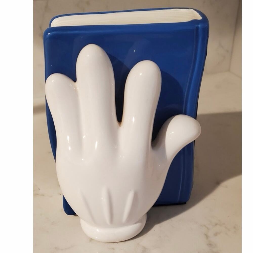 Vintage Enesco Walt Disney Mickey Mouse Steamboat Willie Gloves Bookends - Picture 4 of 10